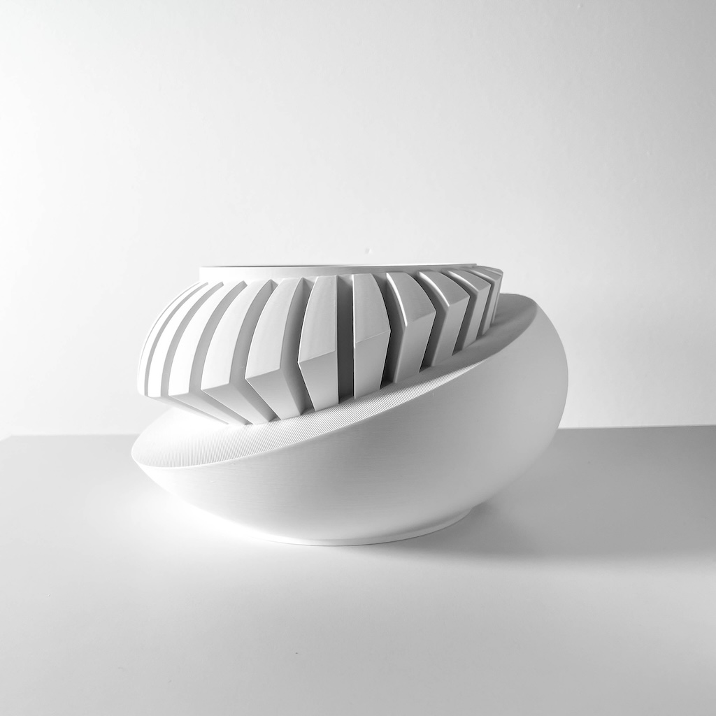 The Luxar Planter Pot - White.webp